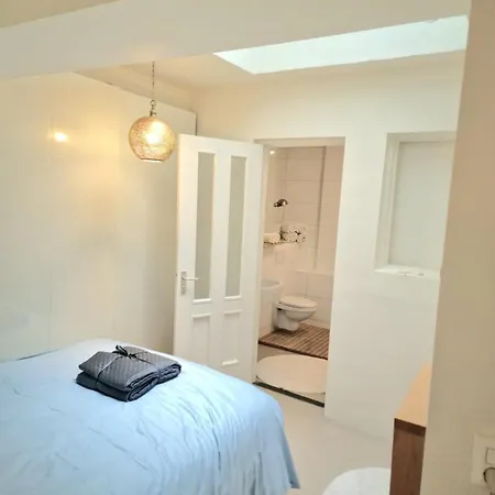 New In The Heart Of Apartment *